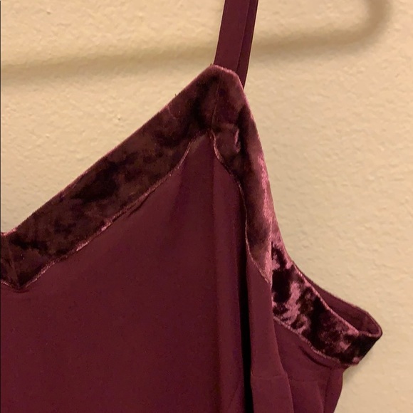 NWT purple tank top with velvet trim - Picture 2 of 4